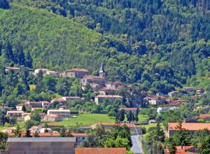 Ce jeudi 14 septembre, les habitants du village d’Aussillon recevront un questionnaire qui vise à l’amélioration de la qualité et du cadre de vie du berceau de la cité. La commune envisage dans la foulée la création d’un conseil citoyen.