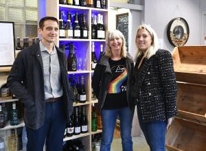 LA CAVE A UNE NOUVELLE GÉRANTE