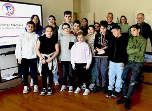  LE SOUVENIR FRANÇAIS AU CONTACT DES JEUNES